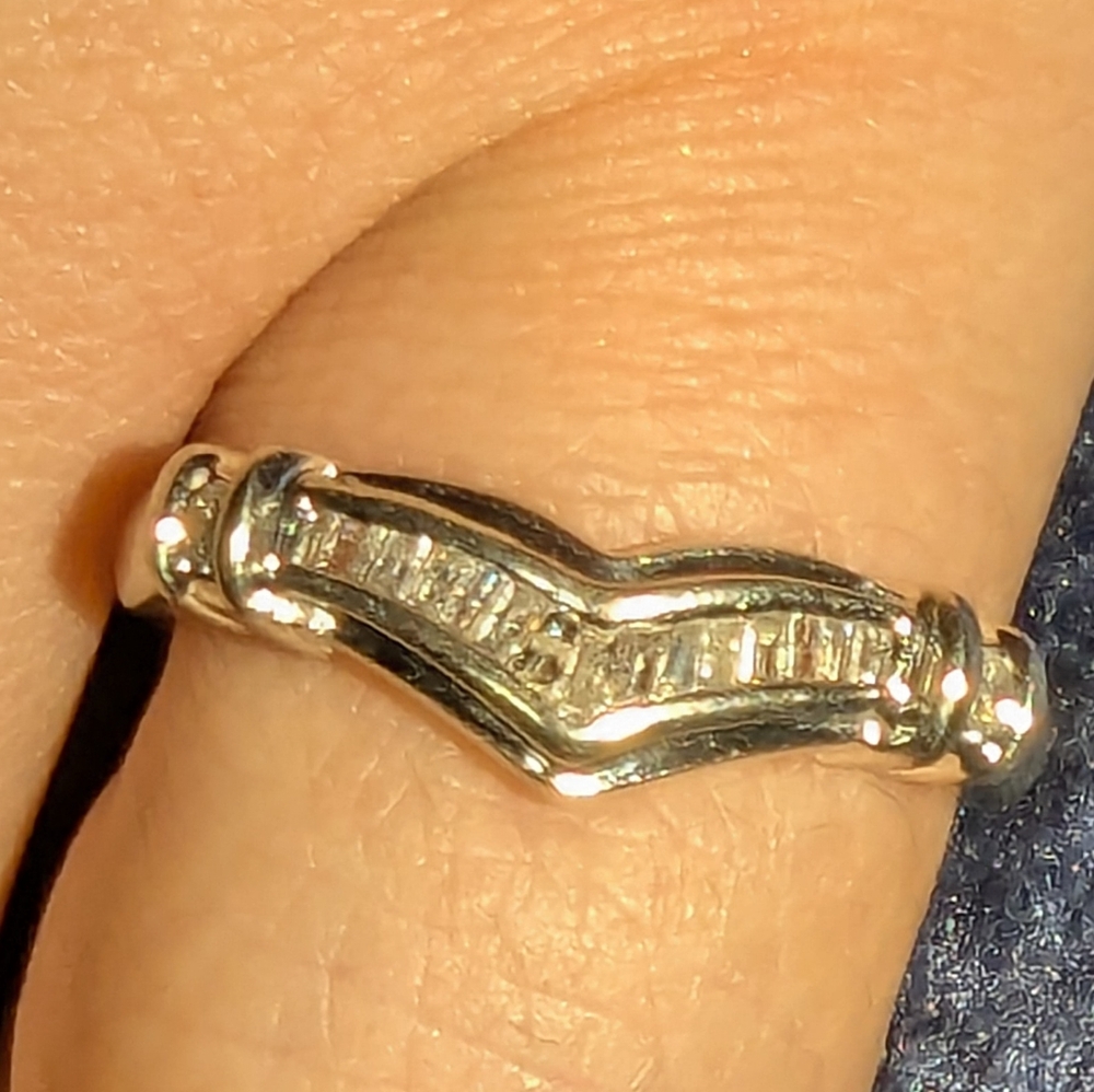 .20ctw Baguette Diamond Channel-Set Band in 10k White Gold Size 7